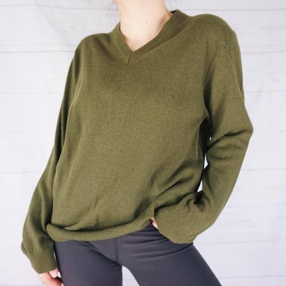🍓VINTAGE DEAD-STOCK GOBLIN CORE DARK GREEN GRANDPA SWEATER🍓 - Picture 4 of 4